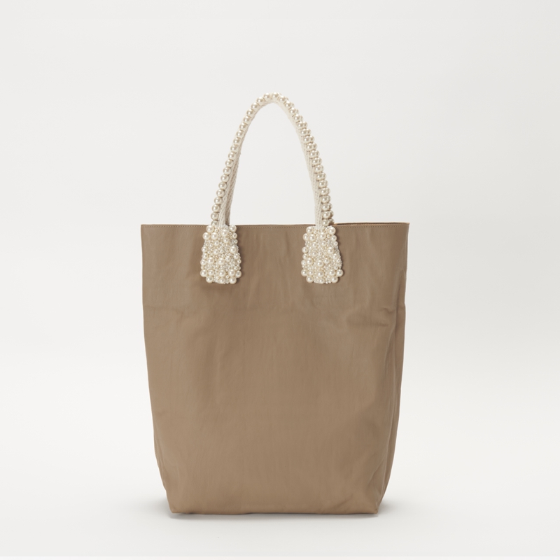 SHEEP LEATHER TOTE ROPE × PEARL / MEDIUM